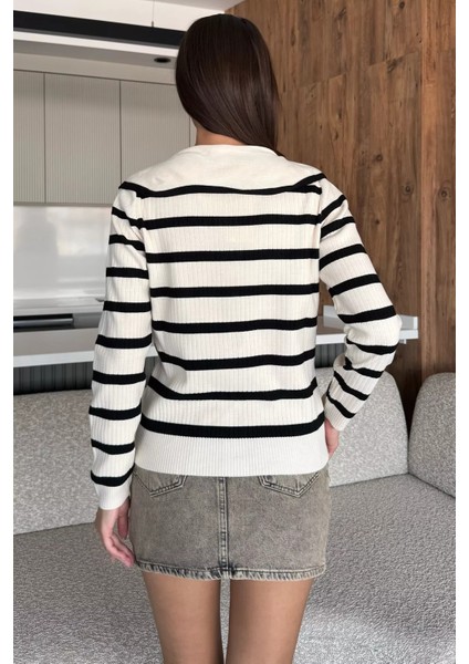 Fiyonklu Sahte Düğmeli Triko Bluz (S,m,l Uyumludur) P-00018216 fırsatları