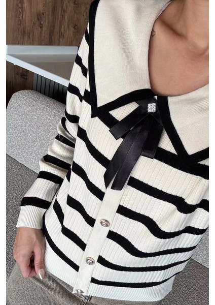 Fiyonklu Sahte Düğmeli Triko Bluz (S,m,l Uyumludur) P-00018216 indirimleri