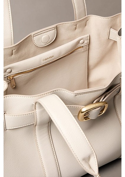 Kadın Tokalı Dokulu Orta Boy Tote Omuz Çanta - Krem modelleri