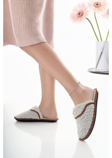 Kadın Ev Terliği Peluş Yıkanabilir Içi Yünlü Kürklü Terlik Misafir Çeyiz Bohça Gelin Terliği indirimleri