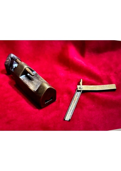Antika Koleksiyonluk Kilit Çalışır Durumda - Anahtar Hariç 4 cm Boyunda modelleri