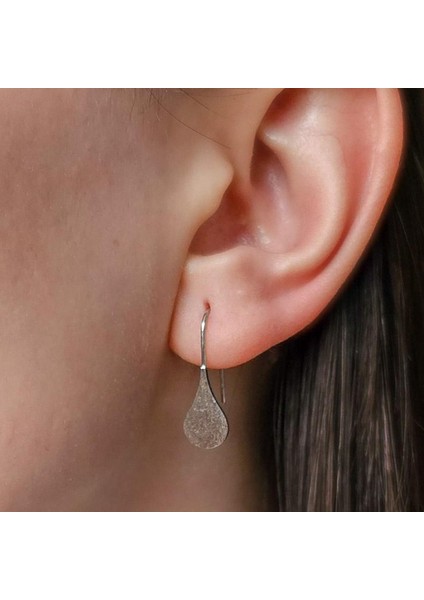 Üç Renkli Mat Dokulu Damla Küpe Gümüş, Altın, Rose Gold Seçenekli, Zarif ve Sade Desen