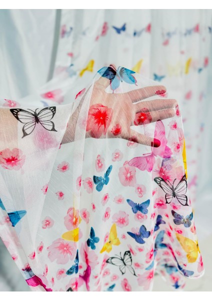 Çocuk Odası Tül Perde Kelebek Desenli 1/3 Sık Pileli Renkli Kelebek Desenleri Ile Cok Hoş Duruyor