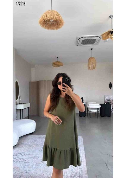 Kadın Bisiklet Yaka Eteği Volanlı Bürümcük Elbise, Kırmızı Gül Figürlü Kolye Hediye