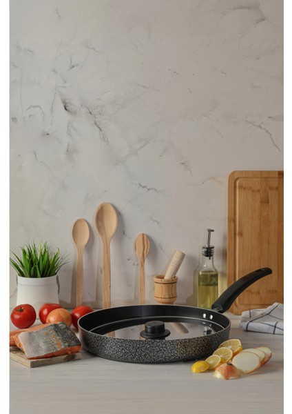 Çelik Kapaklı Karadeniz Balık Tavası 28CM