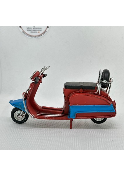 El Yapımı Bordo Mavi Mini Vespa Metal Motosiklet Biblo – Koleksiyonluk Retro Figür & Dekoratif Obje