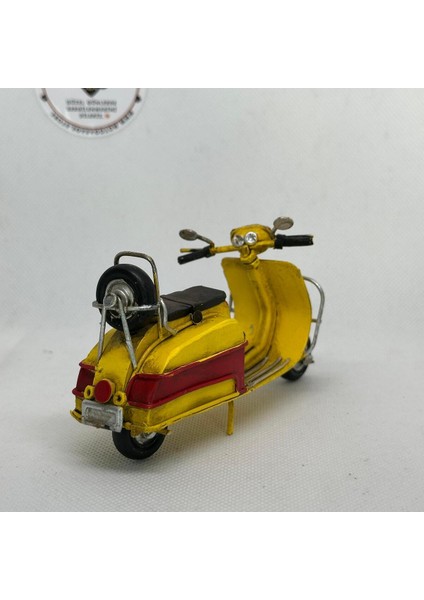 El Yapımı Sarı Kırmızı Mini Vespa Metal Motosiklet Biblo – Retro Figür & Dekoratif Obje modelleri