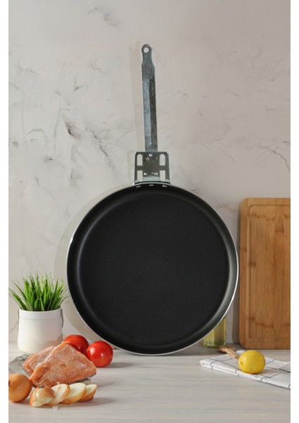 36 cm Kapaklı Tava - Yufka Börek Balık Kızartma Bazlama - Ekstra Büyük indirimleri