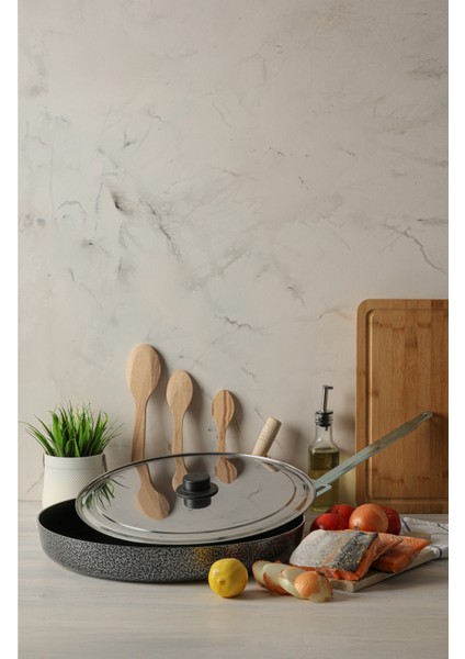 38 cm Kapaklı Tava - Yufka Börek Balık Kızartma Bazlama - Ekstra Büyük