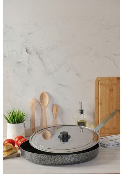 36 cm Kapaklı Tava - Yufka Börek Balık Kızartma Bazlama - Ekstra Büyük