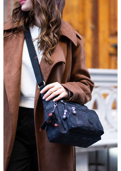 Çok Cepli Çapraz Askılı Kadın Omuz Çantası Orta Boy Günlük HV3010 Siyah Desenli modelleri