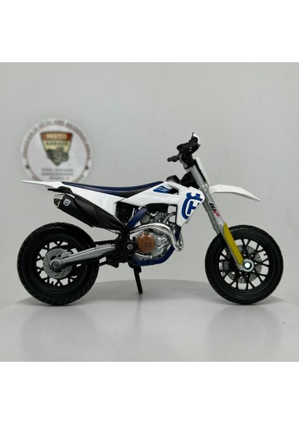 Husqvarna Fs 450 1:18 Diecast Model Motosiklet – Detaylı Metal Maketna fiyatları