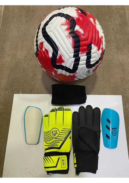 5 No Futbol Topu, Kaleci Eldiveni ve Tekmelik 3'lü Set + Pompa Hediyeli