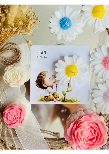 12 Adet Özel Tasarlanmış Kart ve Papatya Mum. Bebek Doğum, Babyshower, Doğum Günü, Hediyelik fiyatları