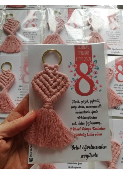 8 Mart Kadınlar Günü Hediyelik Anahtarlık (10 Adet)