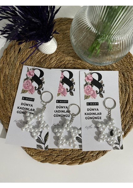 10 Adet 8 Mart Dünya Kadınlar Günü Hediyeliği Inci Yıldız Anahtarlık fiyatları