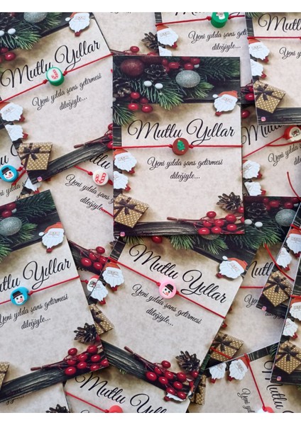 Mutlu Yıllar Konseptli Yılbaşı Karışık Temalı Fimo Figür Bileklik Hediyeliği 32 Adet