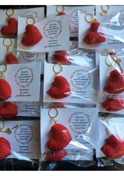10 Adet Amigurumi Kırmızı Kalp Anahtarlık Gold Aparatlı Anneler Günü Hediyesi fiyatları