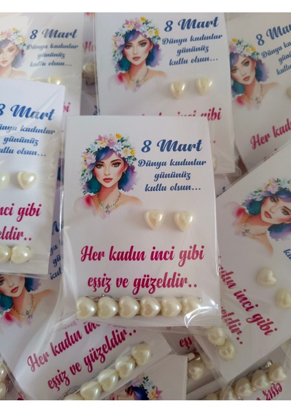 8 Mart Dünya Kadınlar Günü Hediyelik Kalp Inci Anahtarlık (10 Adet) fiyatları