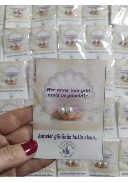Anneler Günü Hediyelik Inci Küpe (16 Adet) modelleri