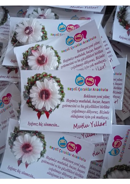 10 Adet Kırmızı-Beyaz Papatya Mum fiyatları