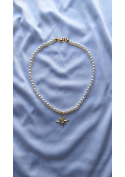 Güneşin Kalbi – Inci ve Altın Detaylı Kolye indirimleri