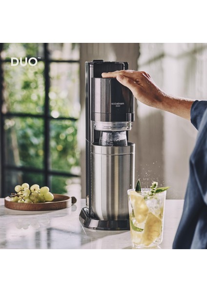 Duo Soda Makinesi | Quick-Connect Co₂ + 2 Cam Şişe + 2 Plastik Şişe + Şişe Standı