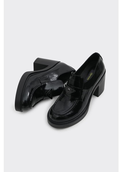 Hakiki Deri Topuklu Tokalı Kadın Casual Ayakkabı fırsatları