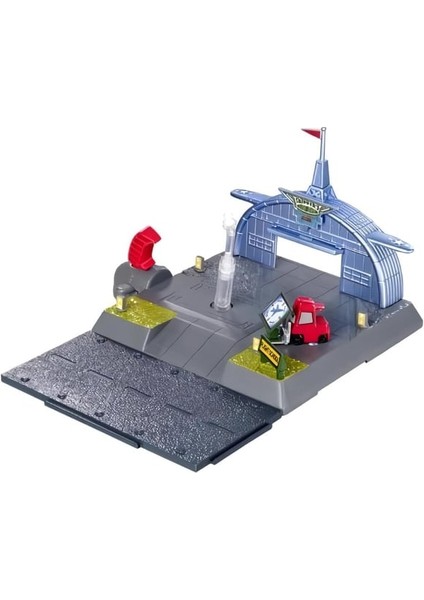 Disney Planes Kaptan Riley Uçuş Okulu Oyuncak Seti Action Shifters BFM39 fiyatları