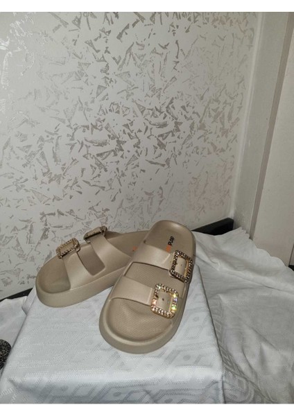 Akınal Bella E282 Çift Tokalı Günlük Ortopedik Kadın Terlik