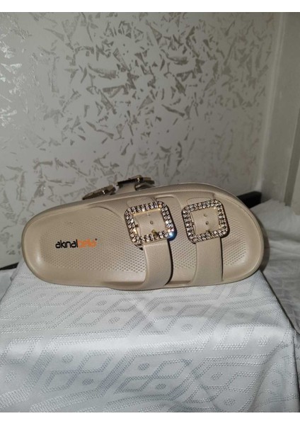 Akınal Bella E282 Çift Tokalı Günlük Ortopedik Kadın Terlik modelleri
