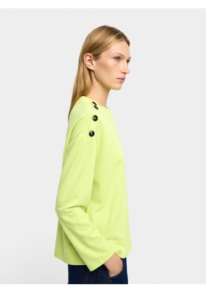 Omuzda Düğme Detaylı Kazak fiyatları