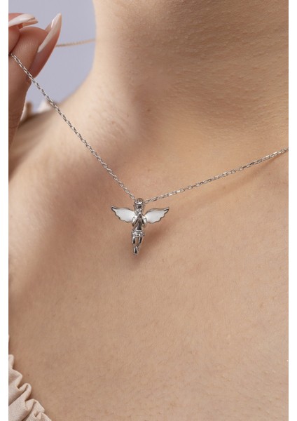 925 Ayar Gümüş Rodyum Kaplama Beyaz Kanatlı Melek Model Kolye