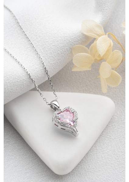 925 Ayar Gümüş Rodyum Kaplama Pembe Taşlı Kalp Kolye