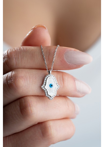 925 Ayar Gümüş Fatma Ana Eli Mineli Kadın Gümüş Kolye