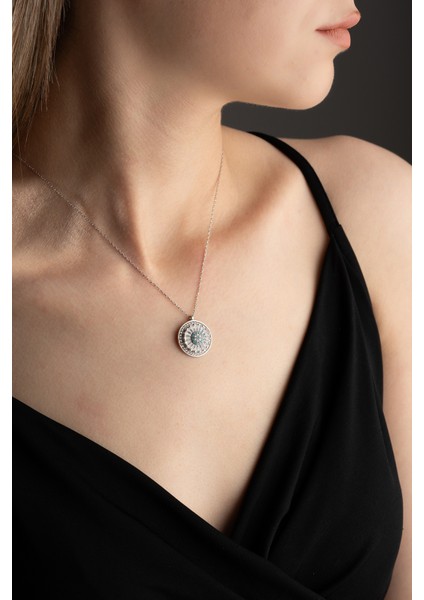 925 Ayar Gümüş Trapez Kesim Stres Model Kadın Kolye modelleri