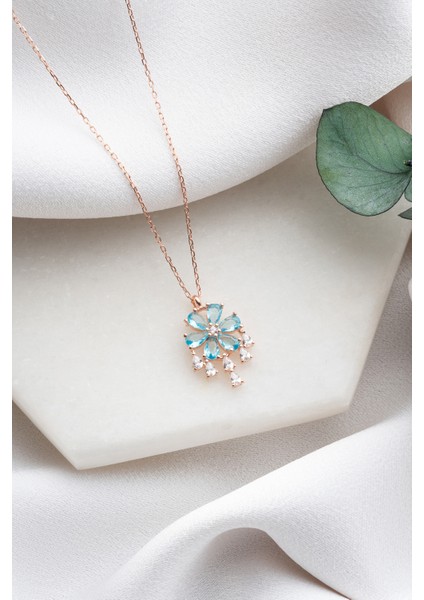 925 Ayar Gümüş Sallantılı Model Aquamarin Taşlı Çiçek Kolye modelleri