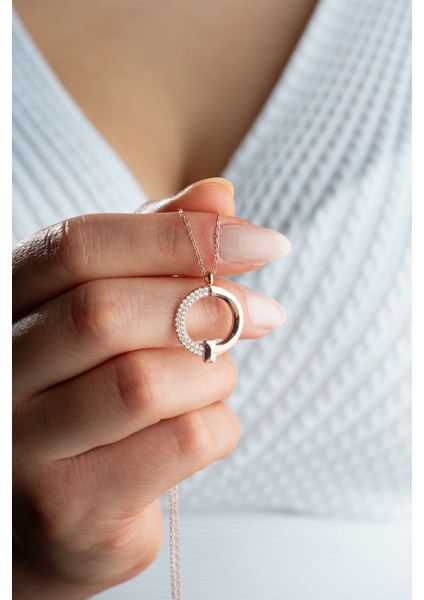 925 Ayar Gümüş Rose Kaplama Yuvarlak Model Taşlı Kolye