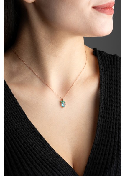 925 Ayar Gümüş Rose Kaplama Mavi Taşı Çilek Kolye modelleri