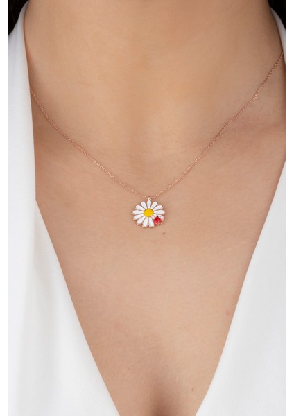 925 Ayar Gümüş Papatyadaki Uğur Böceği Kadın Kolye fiyatları