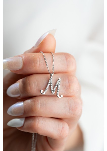 925 Ayar Gümüş Rodyum Kaplama M Harfi Kadın Kolye