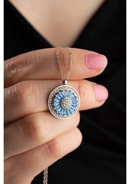 925 Ayar Gümüş Trapez Kesim Stres Model Kadın Kolye