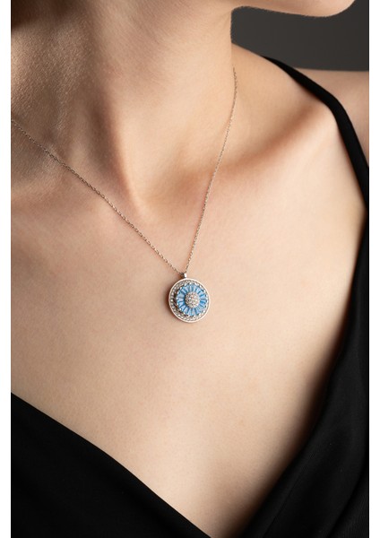 925 Ayar Gümüş Trapez Kesim Stres Model Kadın Kolye modelleri