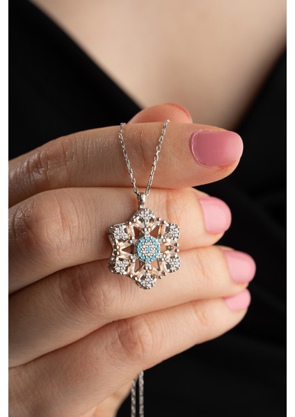 925 Ayar Gümüş Kar Tanesi Nazar Detaylı Dönen Kadın Kolye