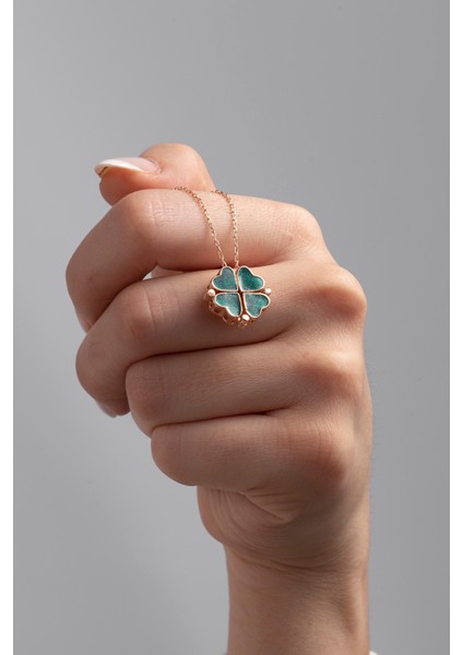 925 Ayar Gümüş Açılır Kapanır Mıknatıslı Yeşil Mineli Yonca Kolye