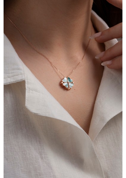 925 Ayar Gümüş Açılır Kapanır Mıknatıslı Yeşil Mineli Yonca Kolye modelleri