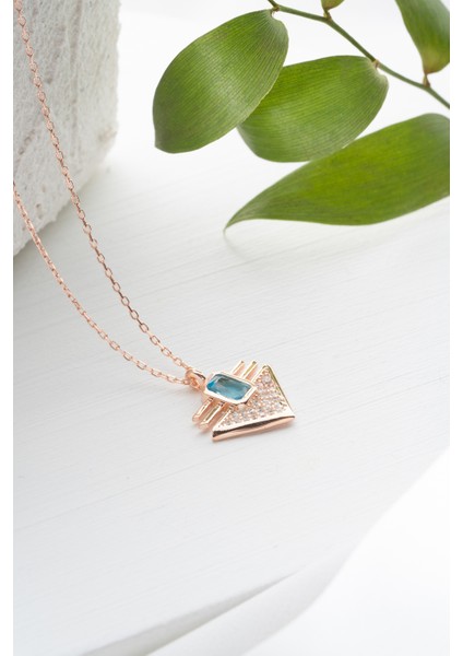 925 Ayar Gümüş Rose Kapamala Yeşil Taşlı Tasarım Kolye modelleri