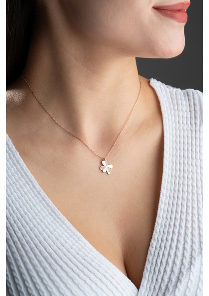 925 Ayar Gümüş Rose Kaplama Üç Yapraklı Taşlı Yonca Kolye modelleri