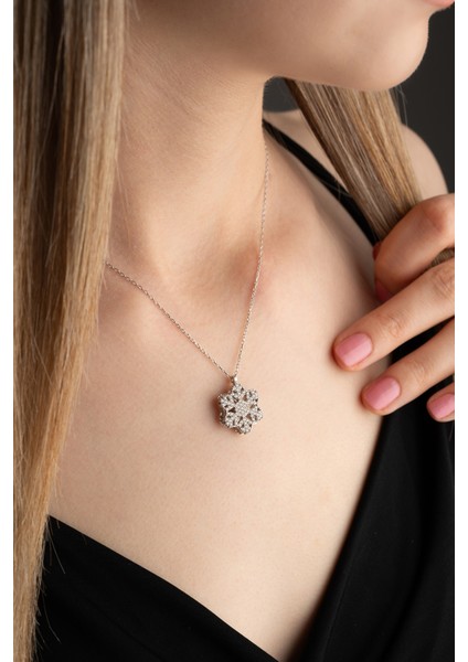 925 Ayar Gümüş Kar Tanesi Dönen Model Kadın Kolye fiyatları