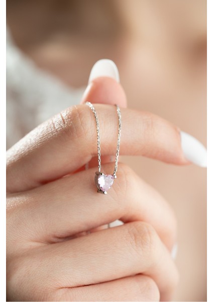 925 Ayar Işıklı Kutuda Gümüş Rodyum Kaplama Minimal Pembe Taşlı Kalp Kolye fiyatları